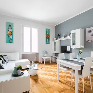 Homehouse Giulio Cesare-san Pietro , Roma Itália